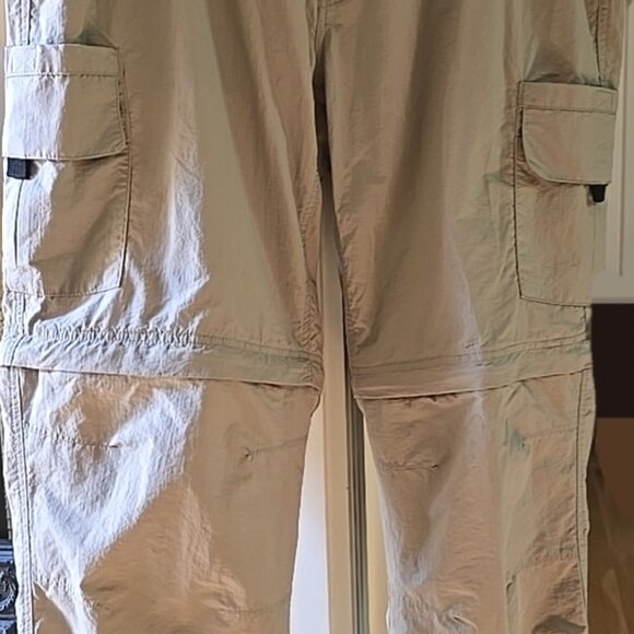 Tan Cargo Pants/Shorts with Classic Straight-Leg Cut - Picture 14 of 16